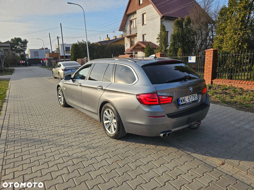 BMW Seria 5 518d Luxury Line - 9