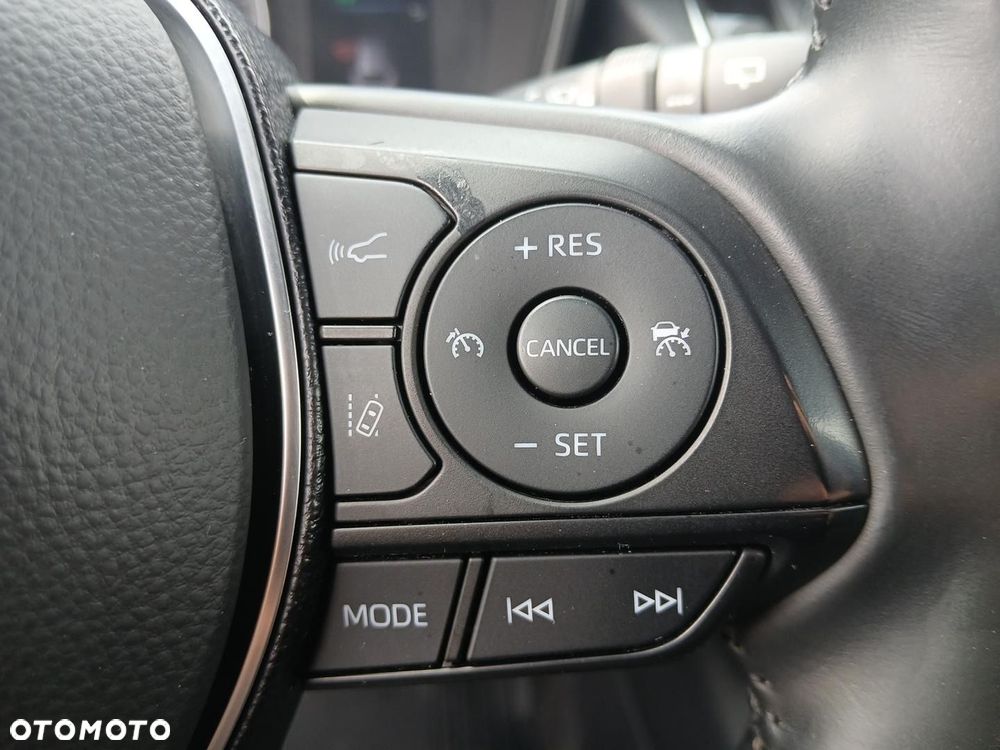 Toyota Corolla 1.8 Hybrid Comfort - 33