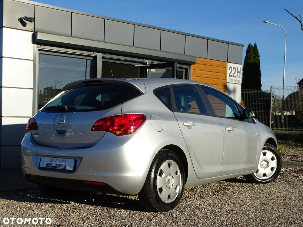 Opel Astra - 6