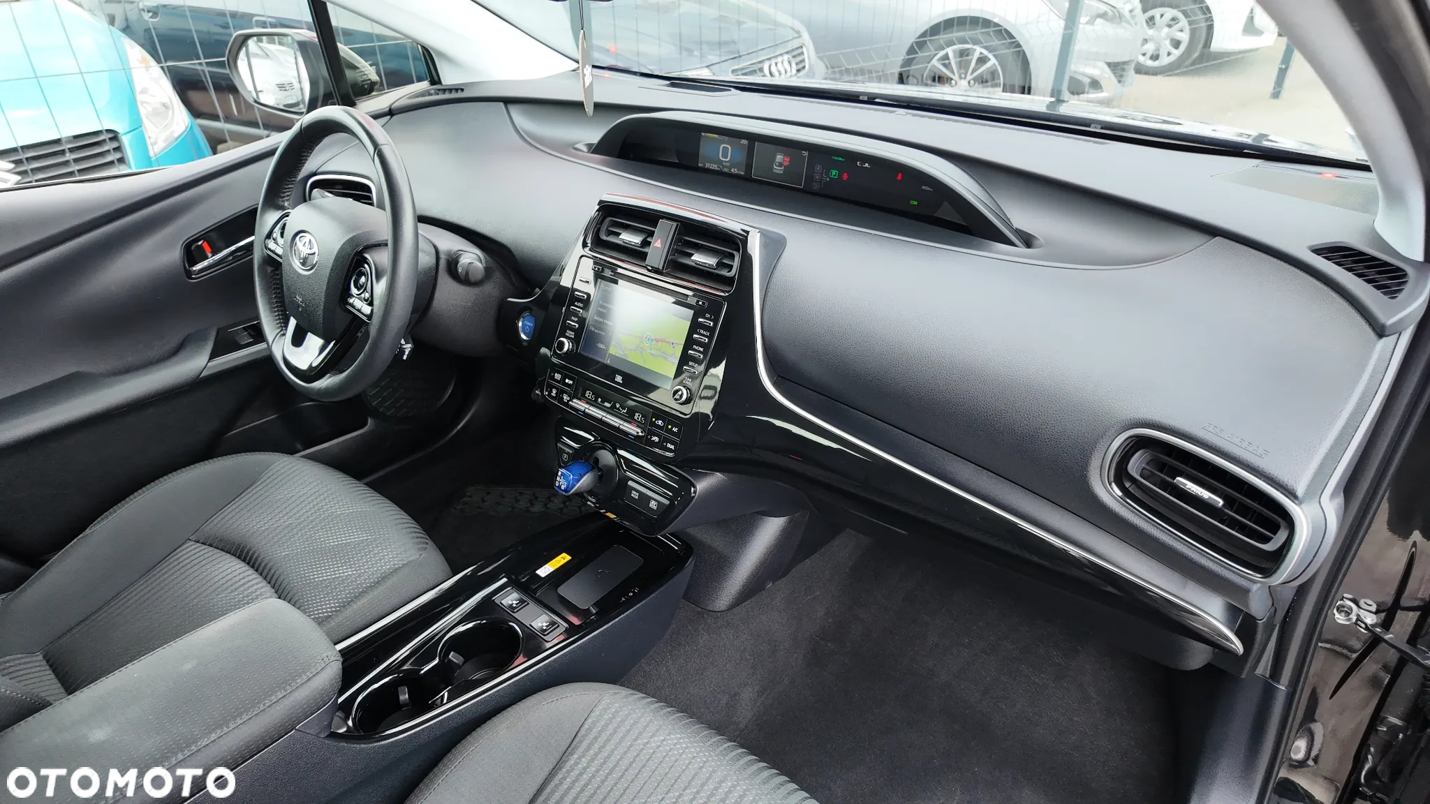 Toyota Prius 1.8 Hybrid Prestige - 35