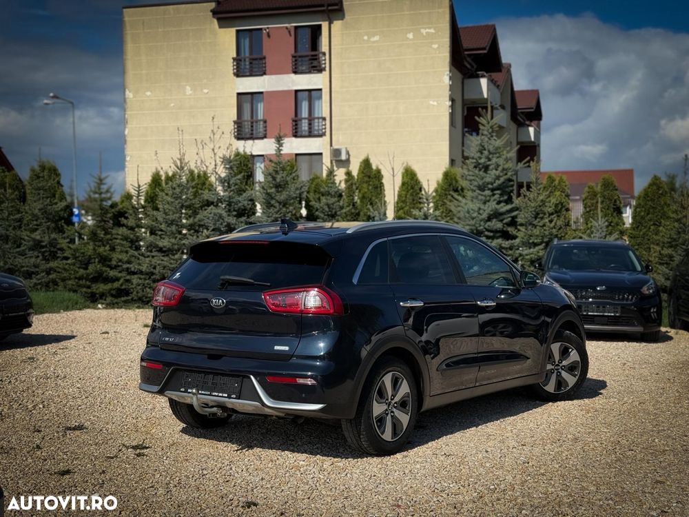 Kia Niro 1.6 GDI HEV 2WD OPF Aut. Edition 7 - 4