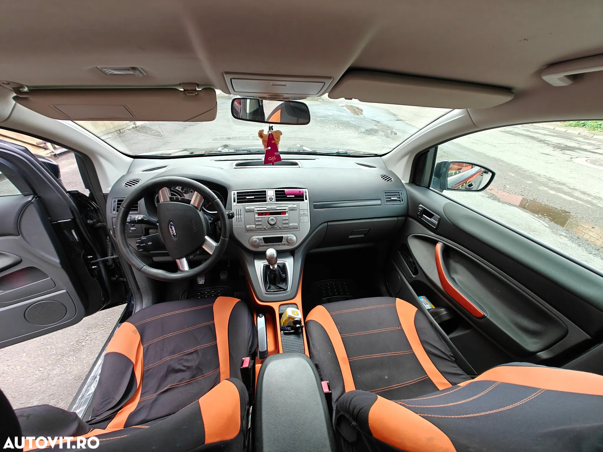 Ford Kuga - 9