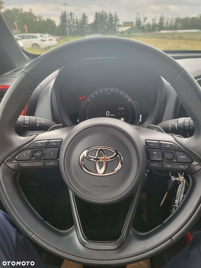 Toyota Aygo X 1.0 VVT-i Style CVT - 12