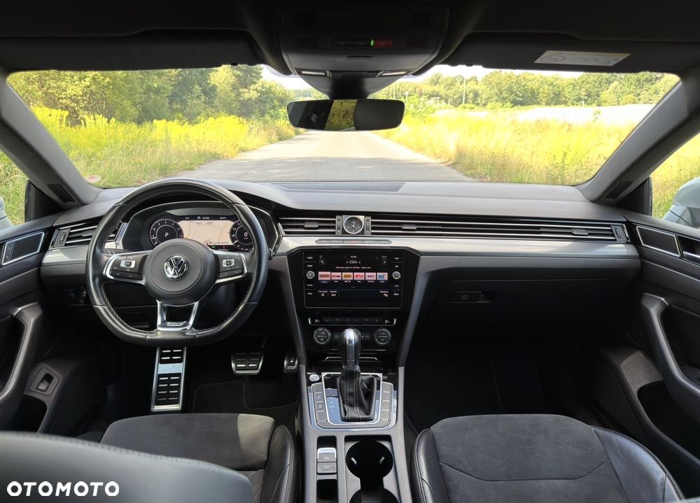 Volkswagen Arteon 2.0 TSI DSG R-Line Edition - 32