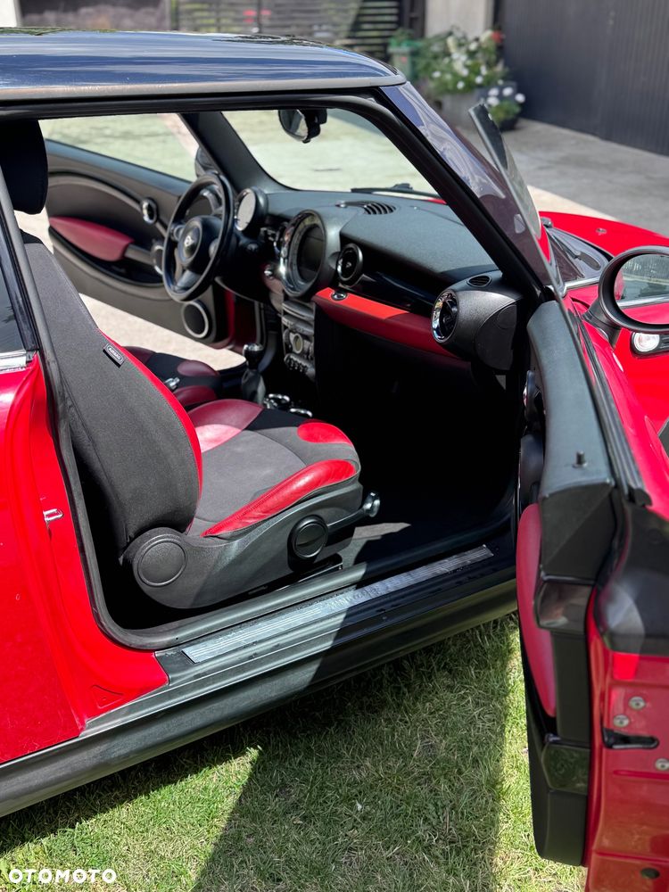 MINI Cooper - 24