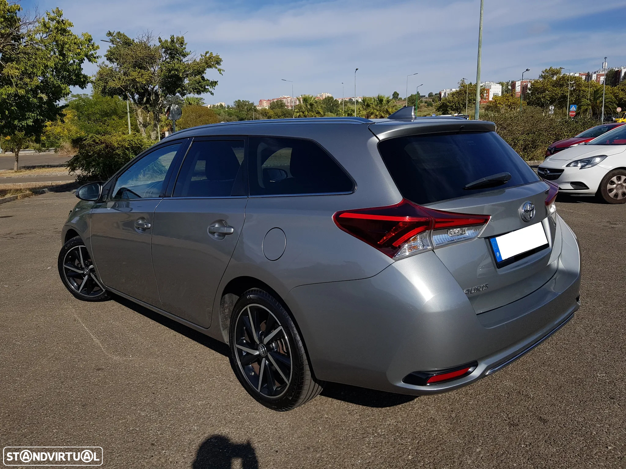 Toyota Auris Touring Sports 1.4 D-4D Comfort+Pack Sport - 5