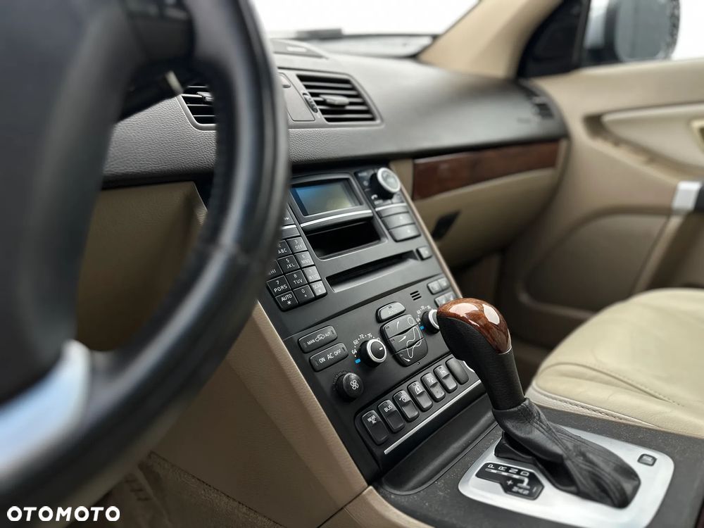 Volvo XC 90 3.2 AWD Geartonic Executive - 22