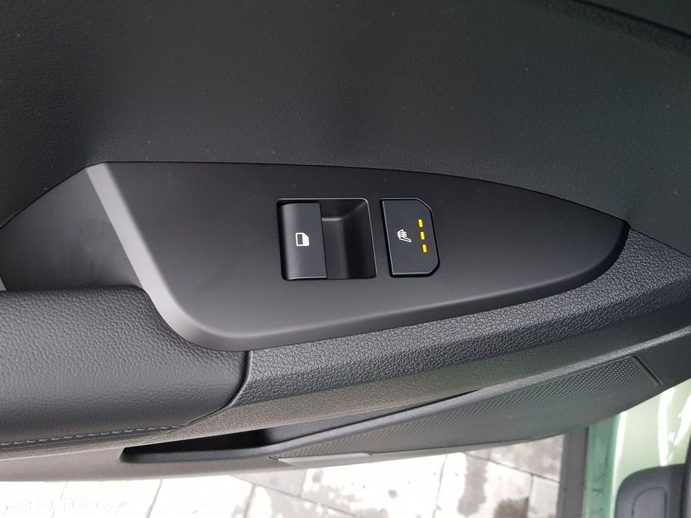 Kia Sportage 1.6 T-GDI HEV L 2WD - 29