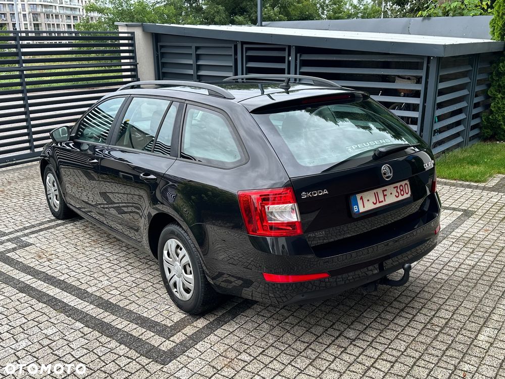 Skoda Octavia 1.6 TDI Solution - 5