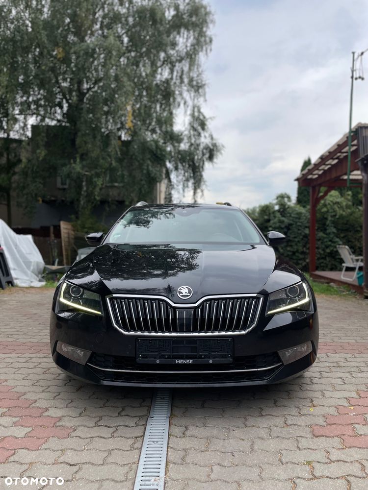 Skoda Superb 2.0 TDI DSG Style - 1