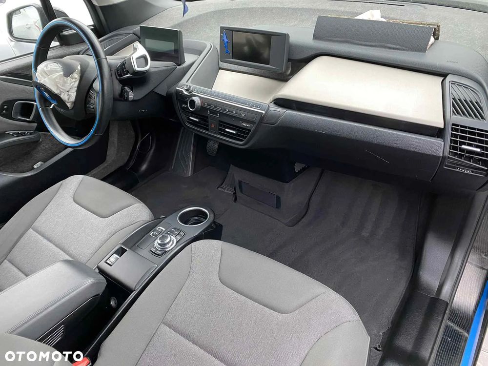 BMW i3 (60 Ah) - 15