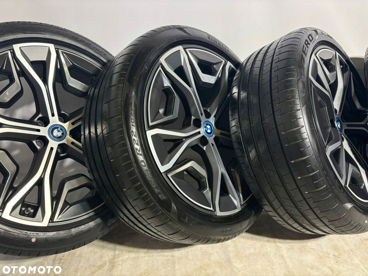 KOŁA FELGI ALUFELGI BMW iX i20 STYLE 1020 36115A026 5A3DE19 275/40 R22 - 4