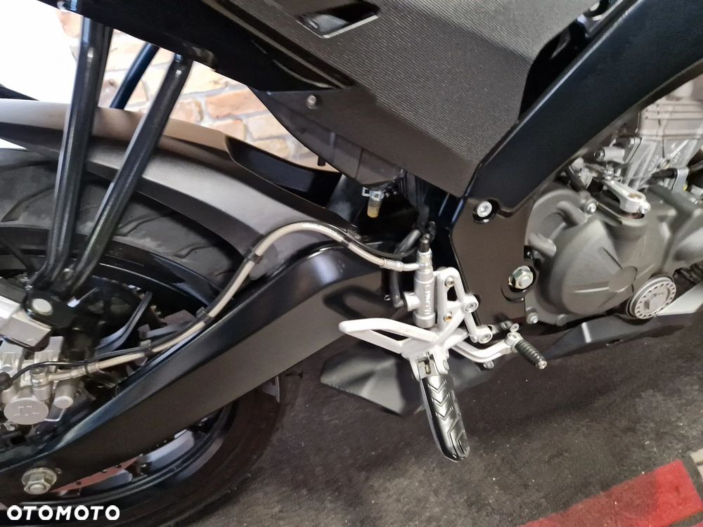 Aprilia Tuono - 31