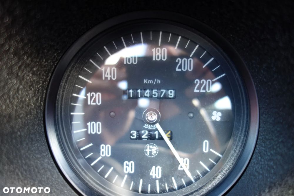 Alfa Romeo Spider 2.0 - 26