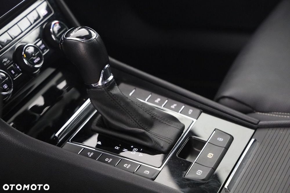 Skoda Superb - 14