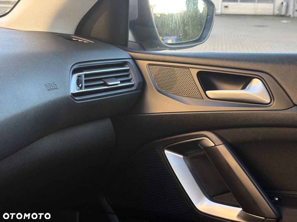 Peugeot 308 1.6 HDi Trendy - 16