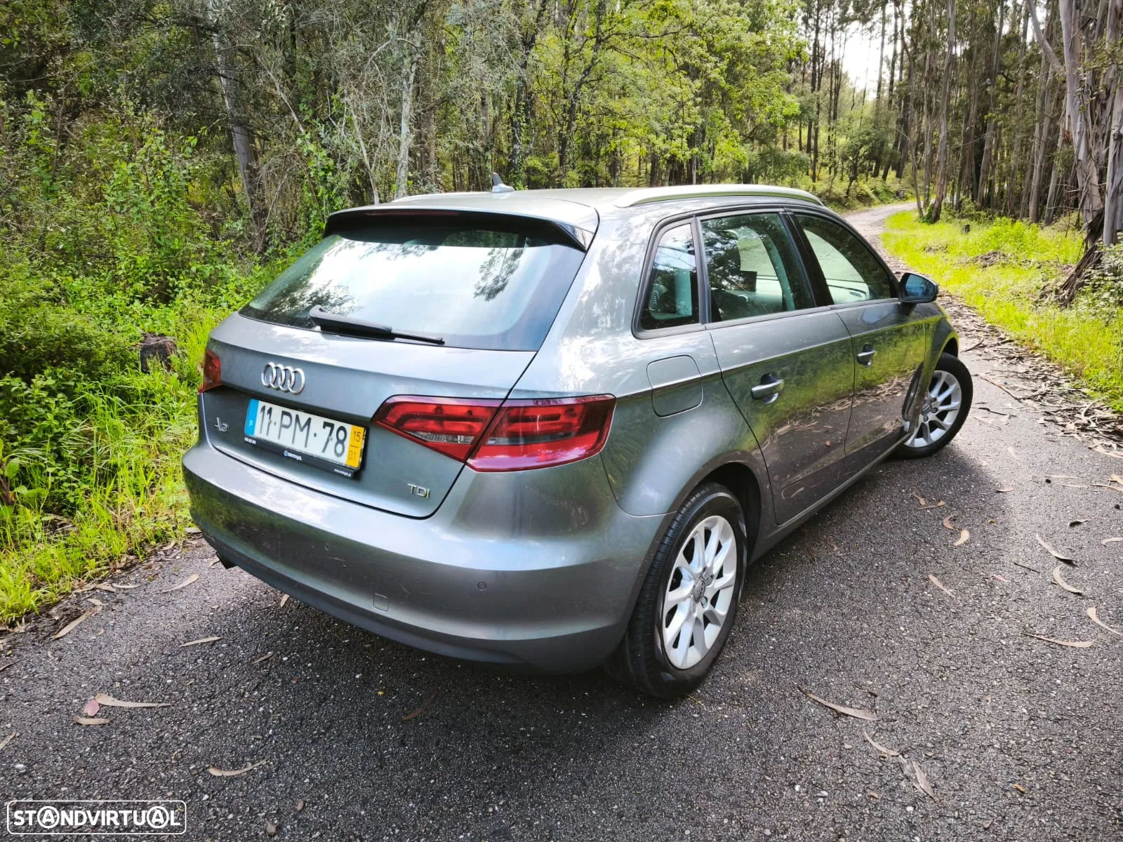 Audi A3 Sportback 1.6 TDI B.Line Attraction - 8