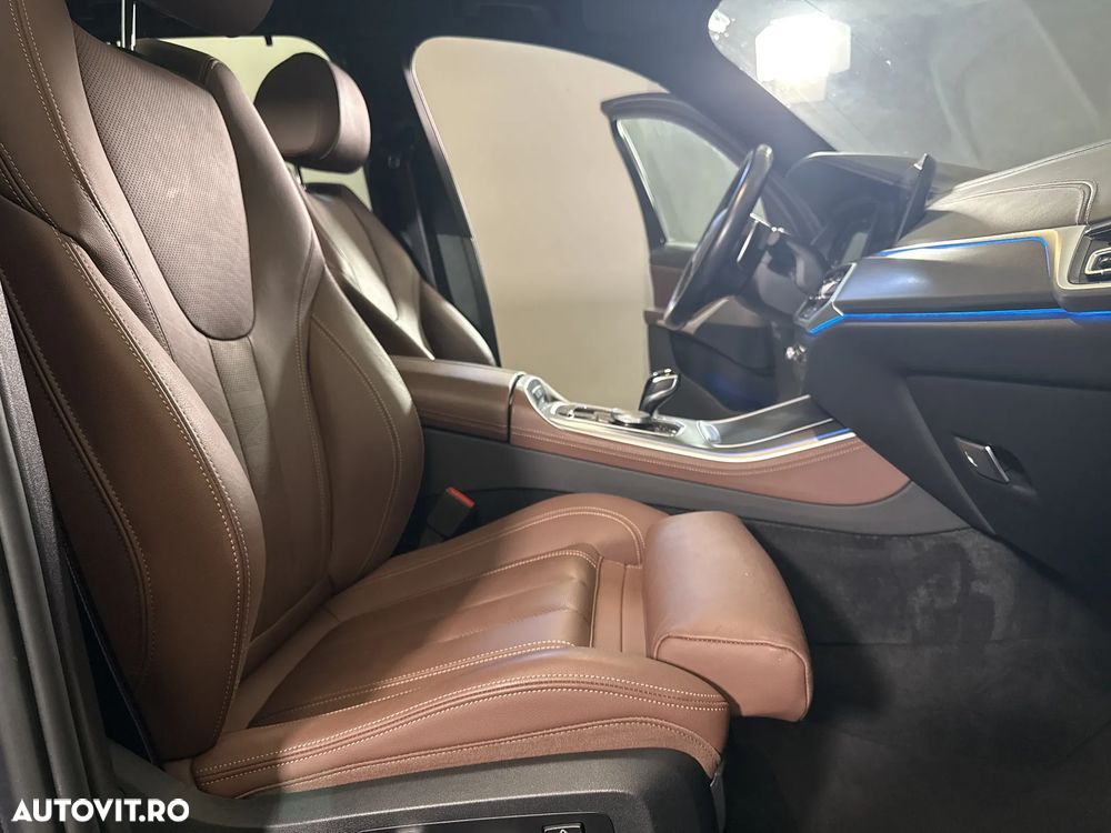 BMW X5 xDrive45e - 12