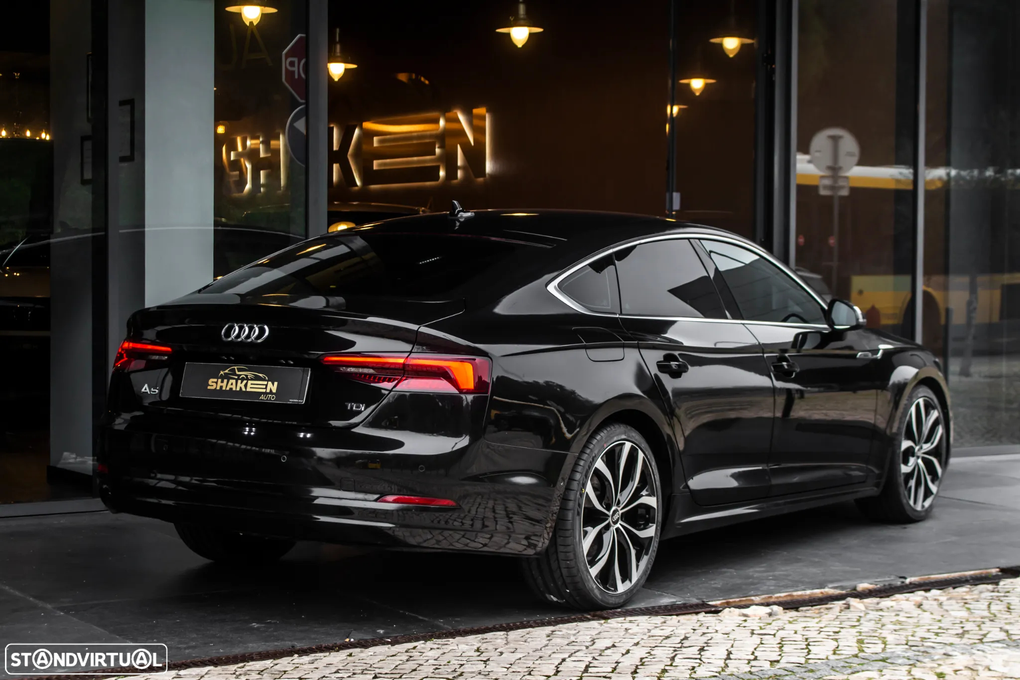Audi A5 Sportback 30 TDI S tronic - 4