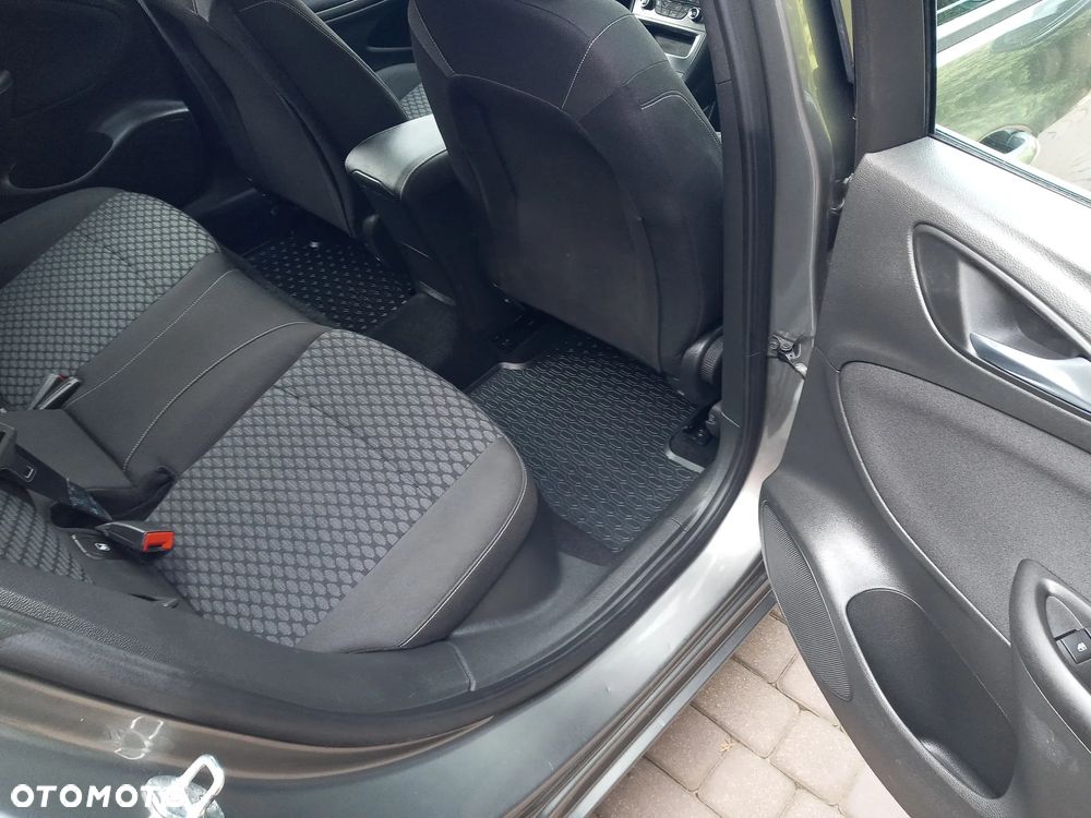Opel Astra 1.4 T Dynamic S&S - 26