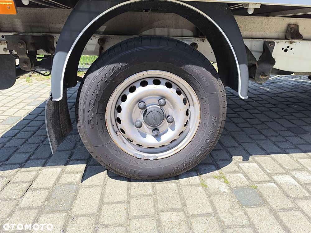 Ford transit - 18