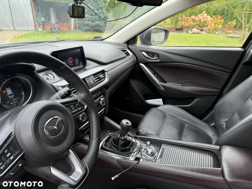 Mazda 6 - 4