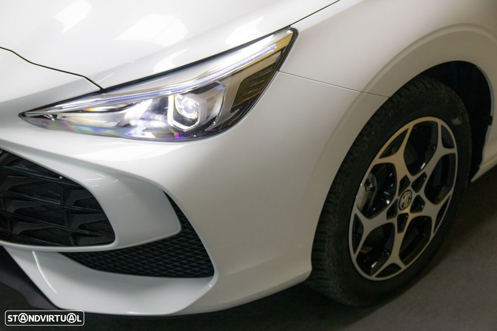 MG MG3 1.5 L Hybrid+ Luxury - 36