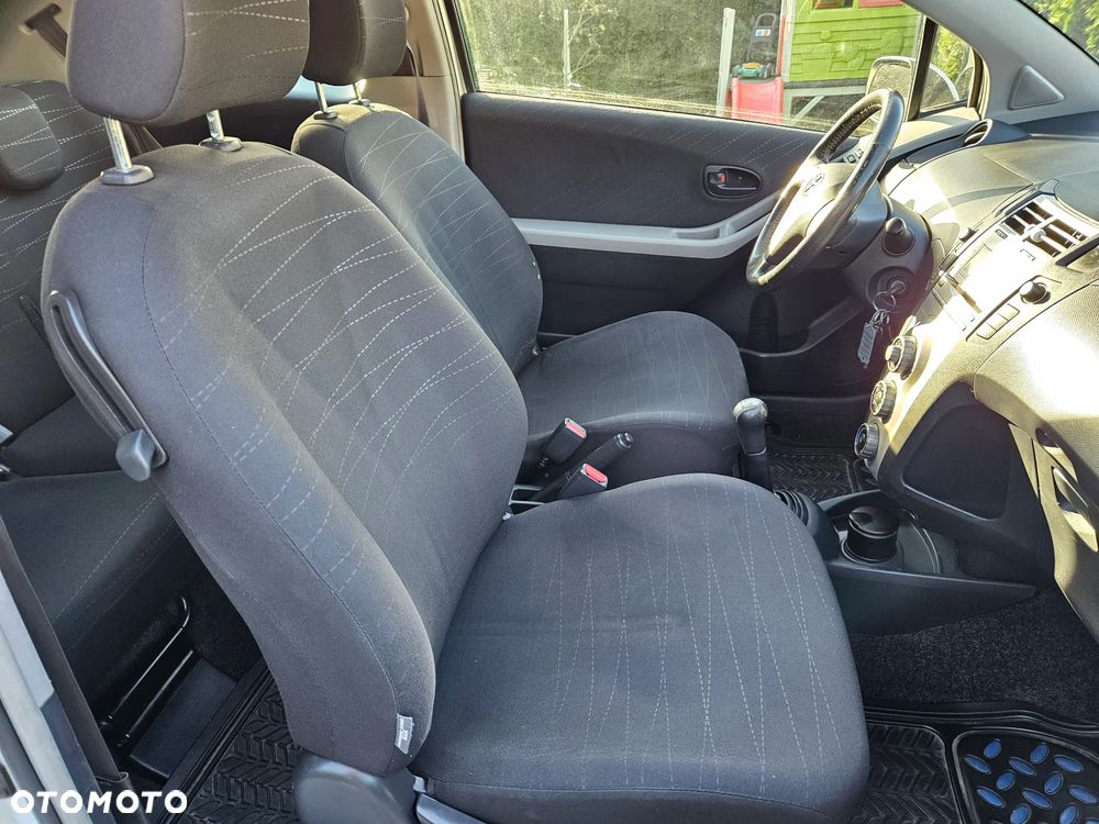 Toyota Yaris 1.0 Luna A/C - 9