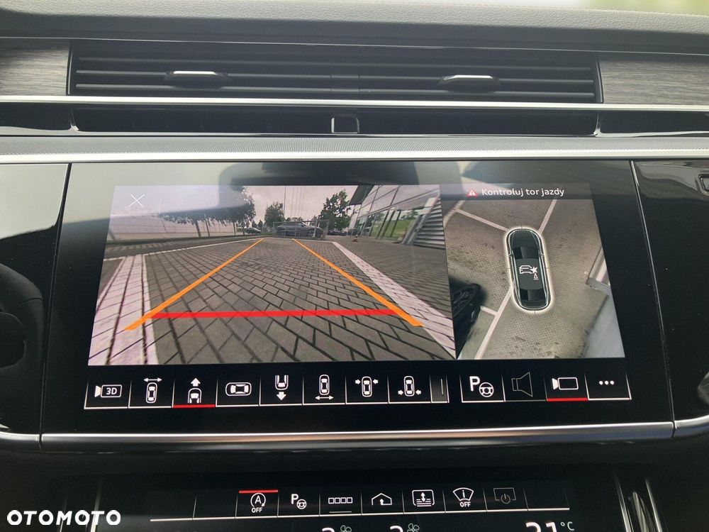 Audi A8 - 30