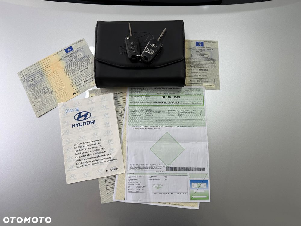 Hyundai i30 blue 1.6 CRDi Style - 24