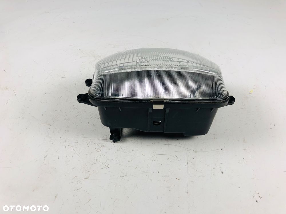 Kawasaki KLE 400 / 500 91-99 lampa przód EU - 8