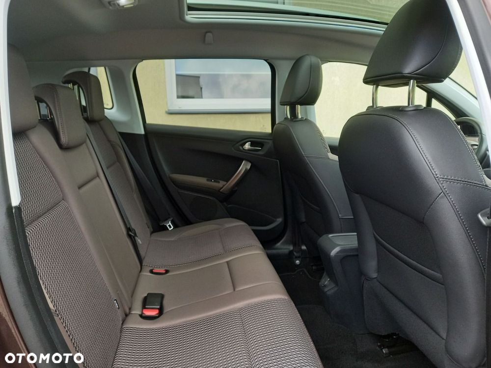 Peugeot 2008 1.6 VTi Allure - 22