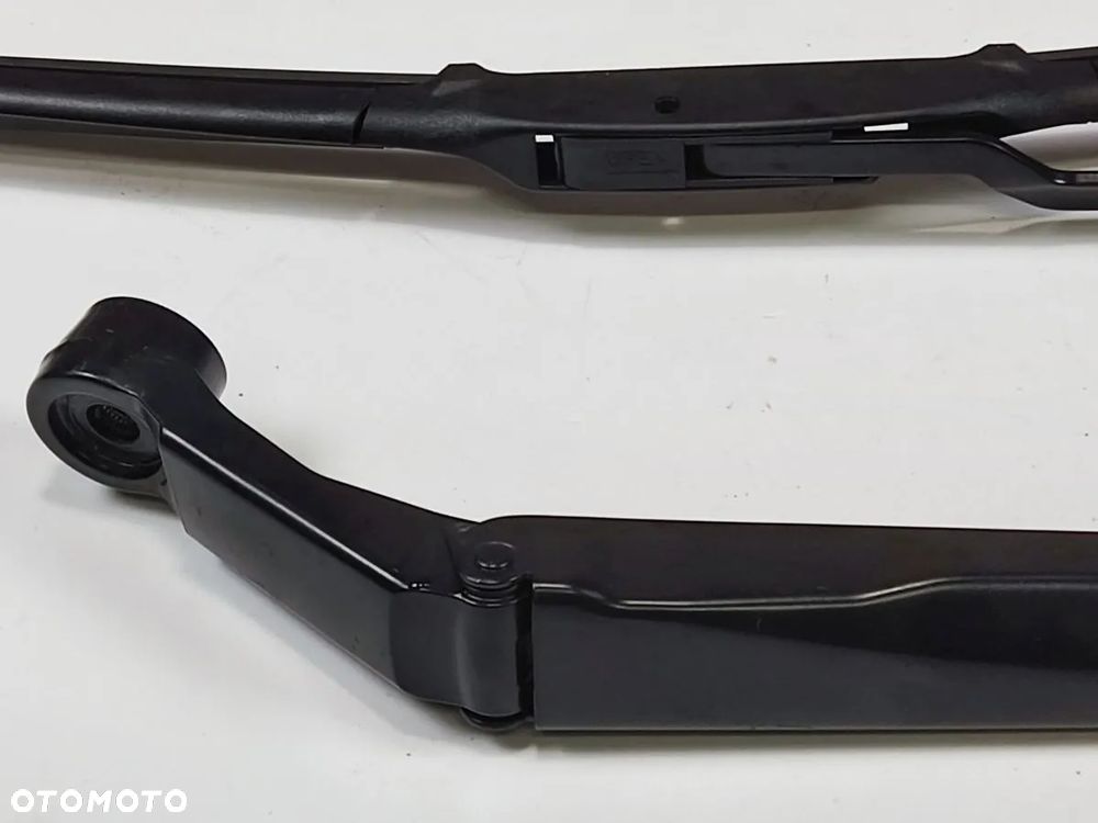 TOYOTA CAMRY 19-24r Ramiona Wycieraczek - 2