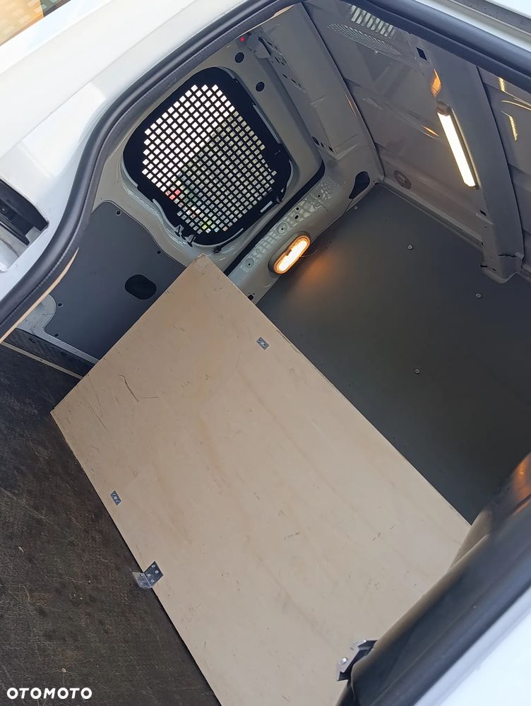 Renault kANGOO - 28