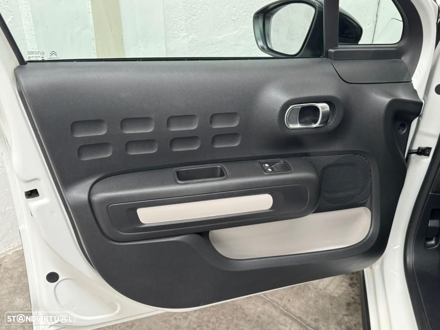 Citroën C3 1.2 PureTech Shine - 31