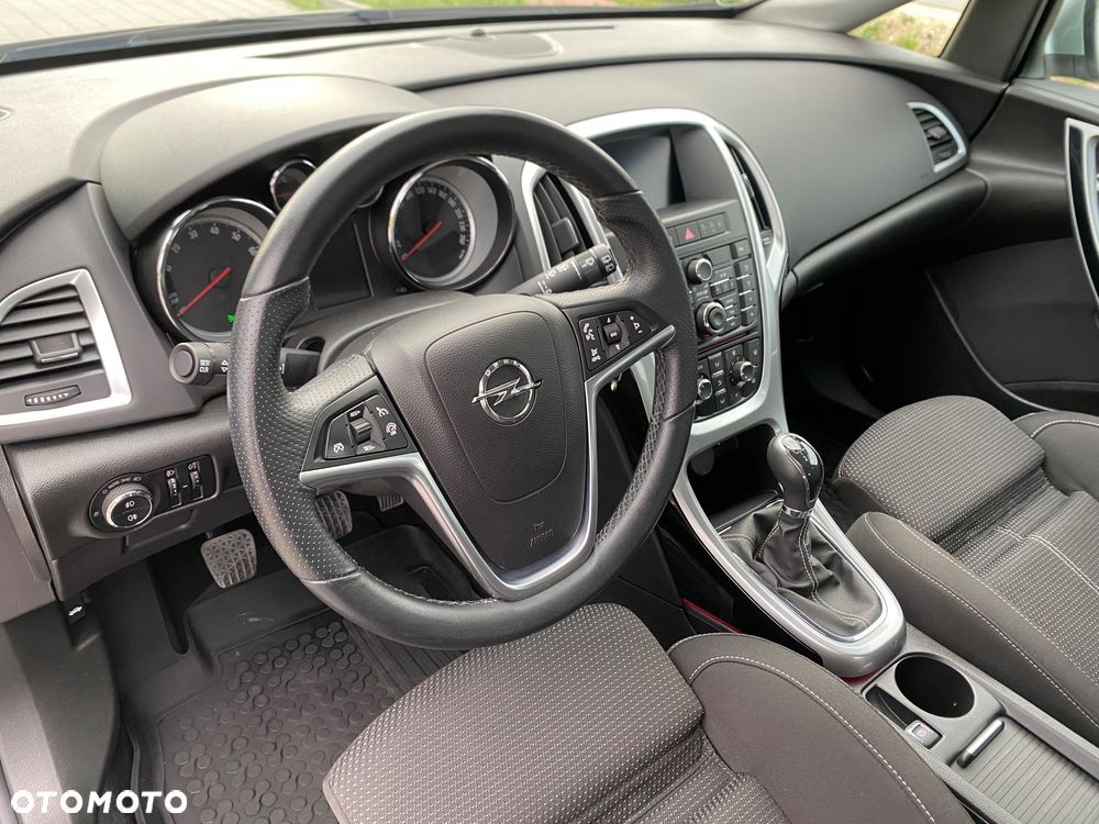 Opel Astra 1.4 Turbo Edition Sport - 25