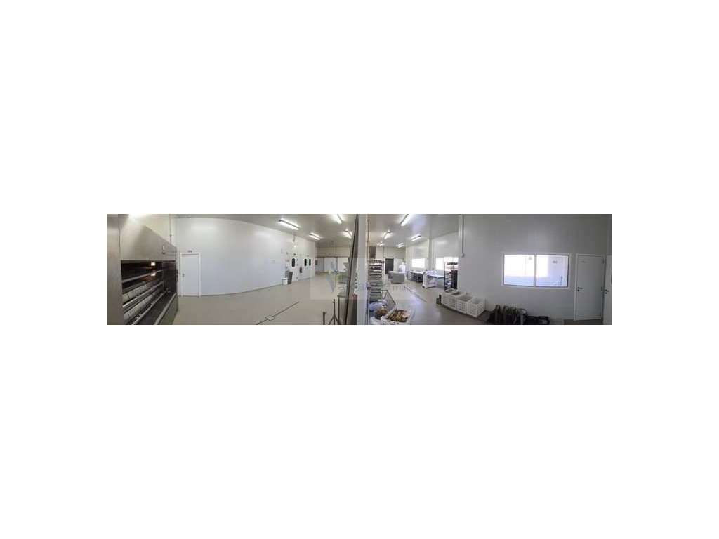 Armazém industrial - PADARIA em Vila Nova de São Bento - Grande imagem: 2/23