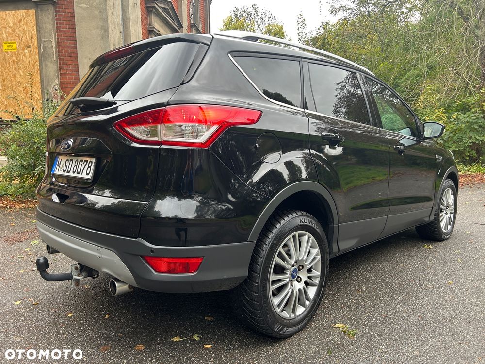 Ford Kuga 2.0 TDCi 2x4 Titanium - 35