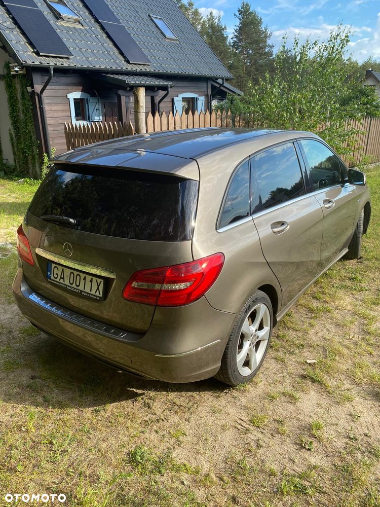 Mercedes-Benz Klasa B 200 CDI (BlueEFFICIENCY) 7G-DCT - 3