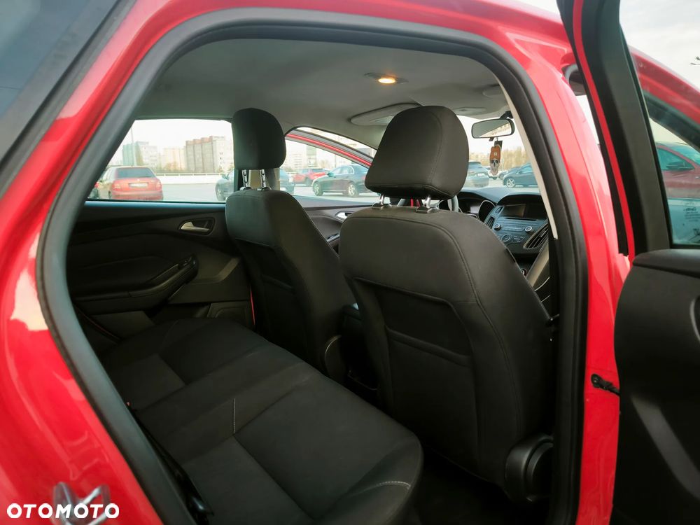 Ford Focus - 22