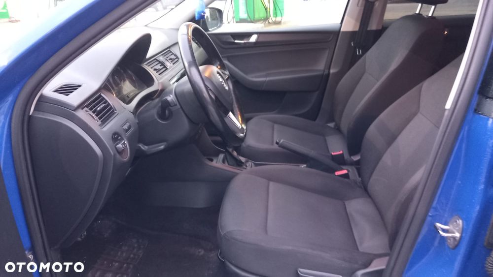 Skoda RAPID 1.0 TSI Ambition - 16