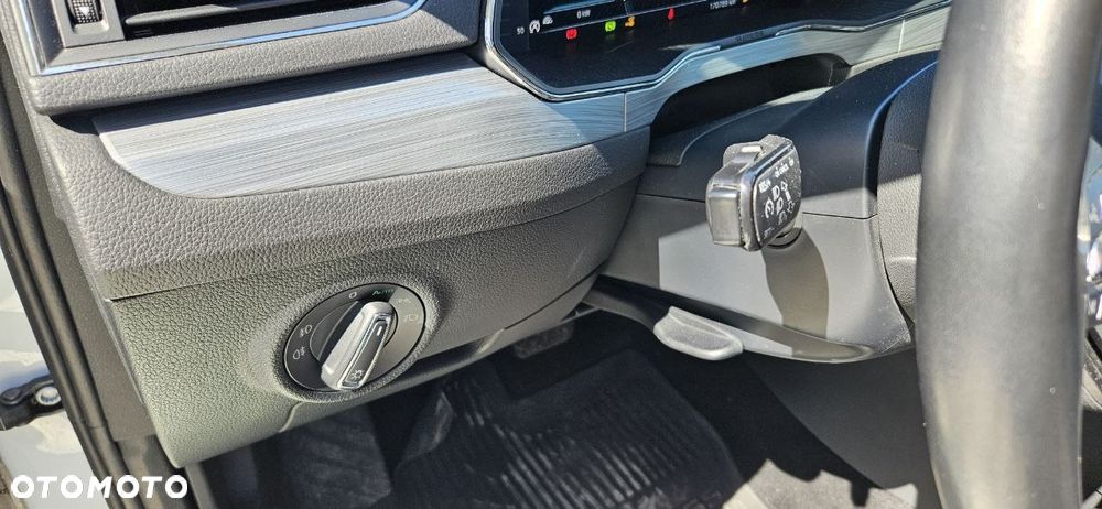 Skoda Superb 2.0 TDI SCR Ambition DSG - 39