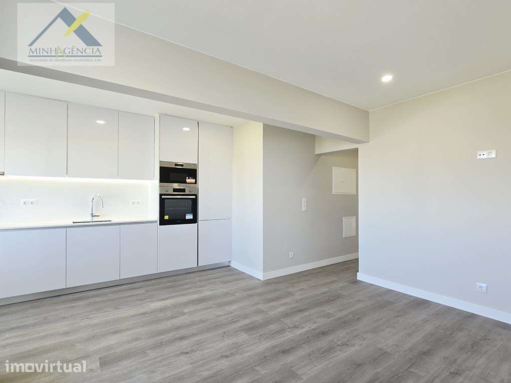 Apartamento T3 remodelado na Algodeia em Setúbal - Grande imagem: 2/37