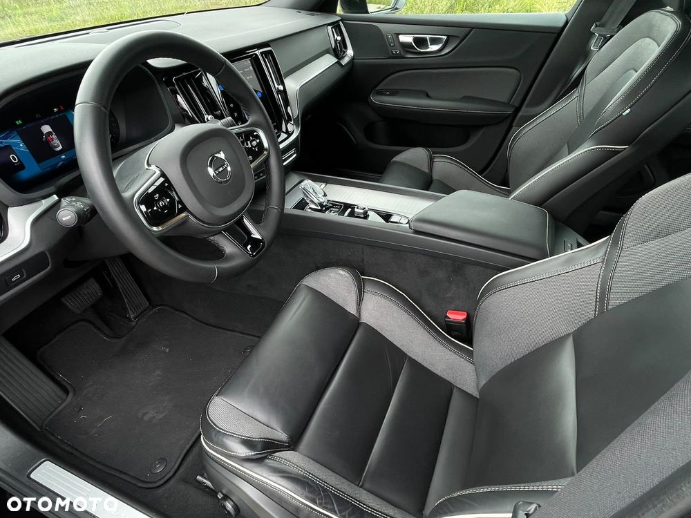 Volvo S60 B4 B Plus Dark - 10