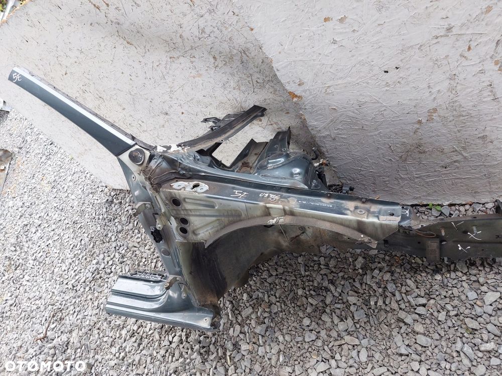 skoda octavia iii 5e 13r> fartuch słupek a ćwiartka prawa przód - 1