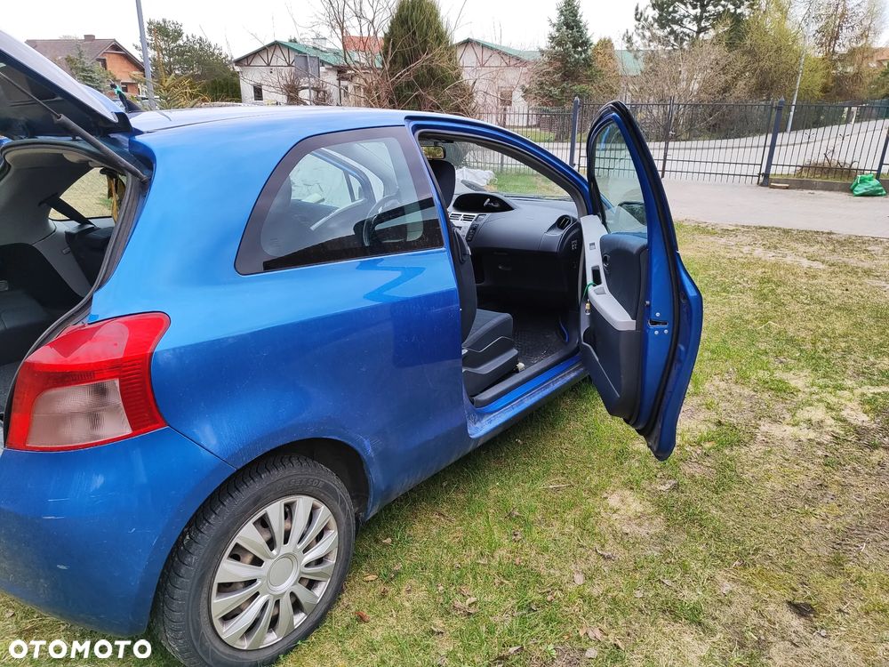 Toyota Yaris 1.3 VVT-i Cool - 5