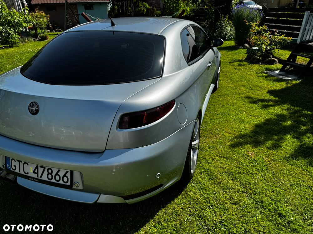 Alfa Romeo GT 1.9 JTD M-Jet DPF Distinctive Collezione - 18