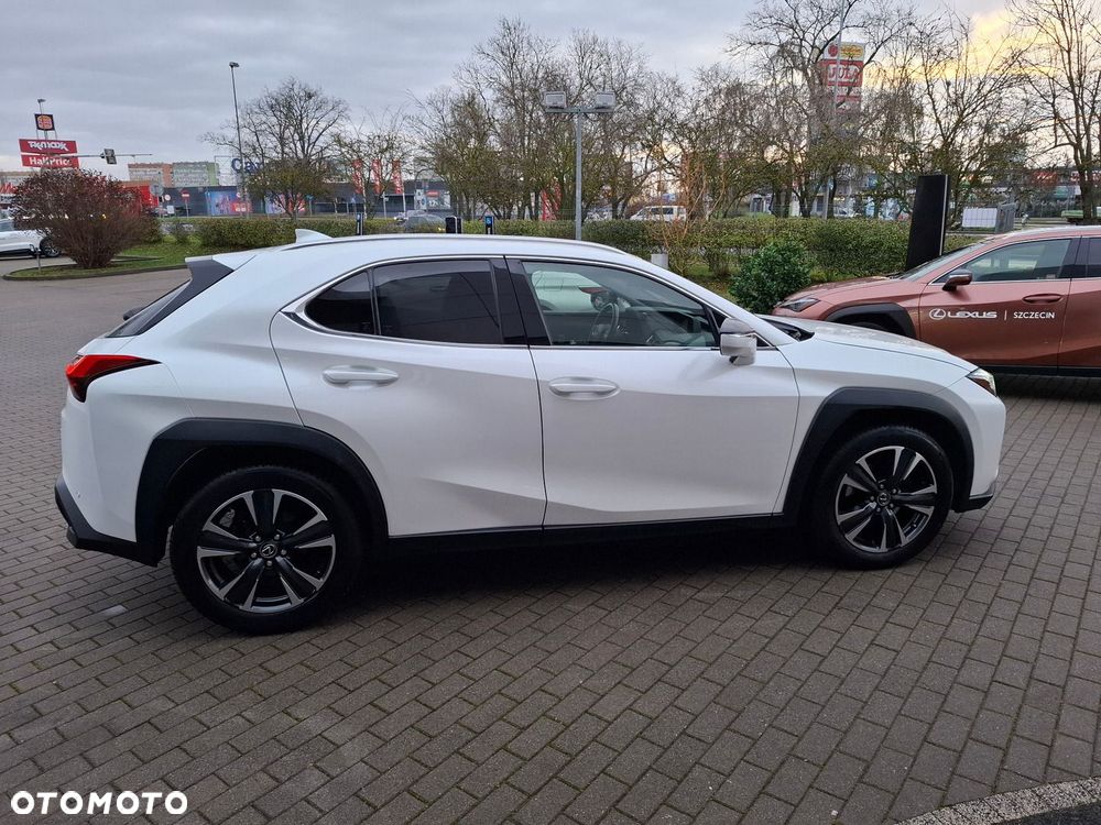 Lexus UX 200 Optimum 2WD - 6