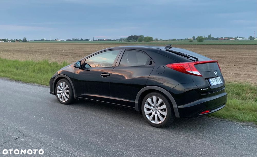 Honda Civic 1.8i-VTEC Sport - 2