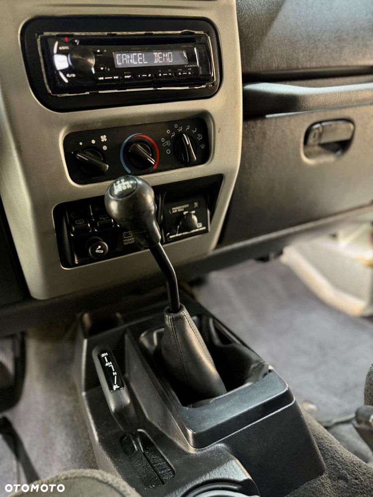 Jeep Wrangler 4.0 Sahara - 33